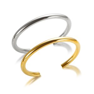 simple stainless steel bangle